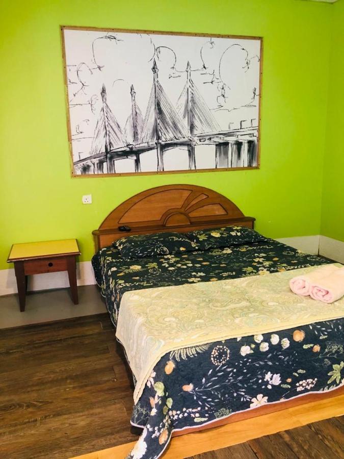 Wan'S Roomstay Langkawi Pantai Cenang  Exterior foto